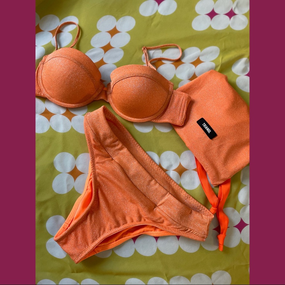 NWOT Triangl DYLLA - Apricot Sparkle